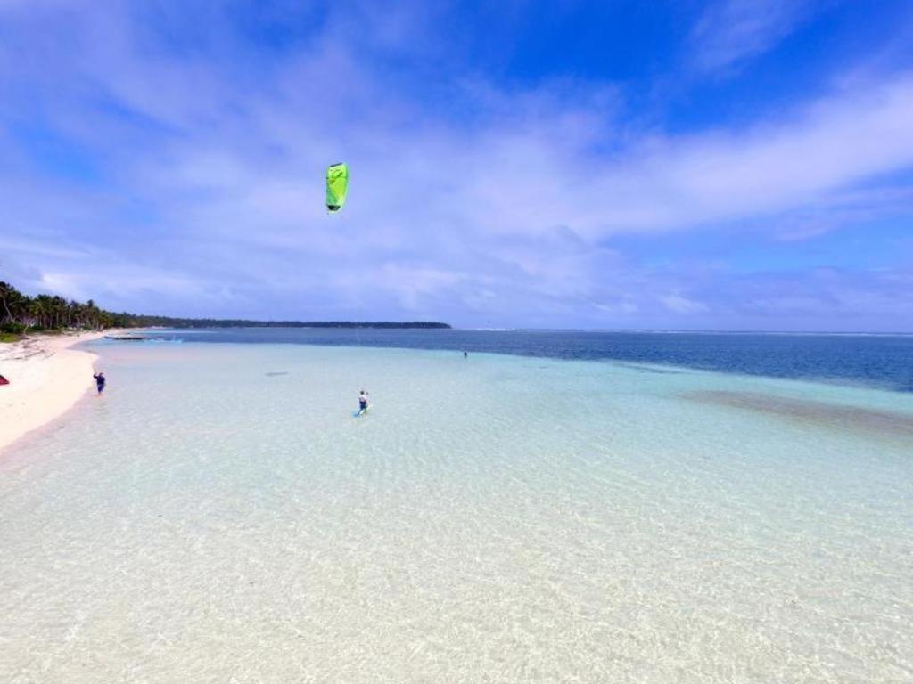 Isla Cabana Resort General Luna  Kültér fotó